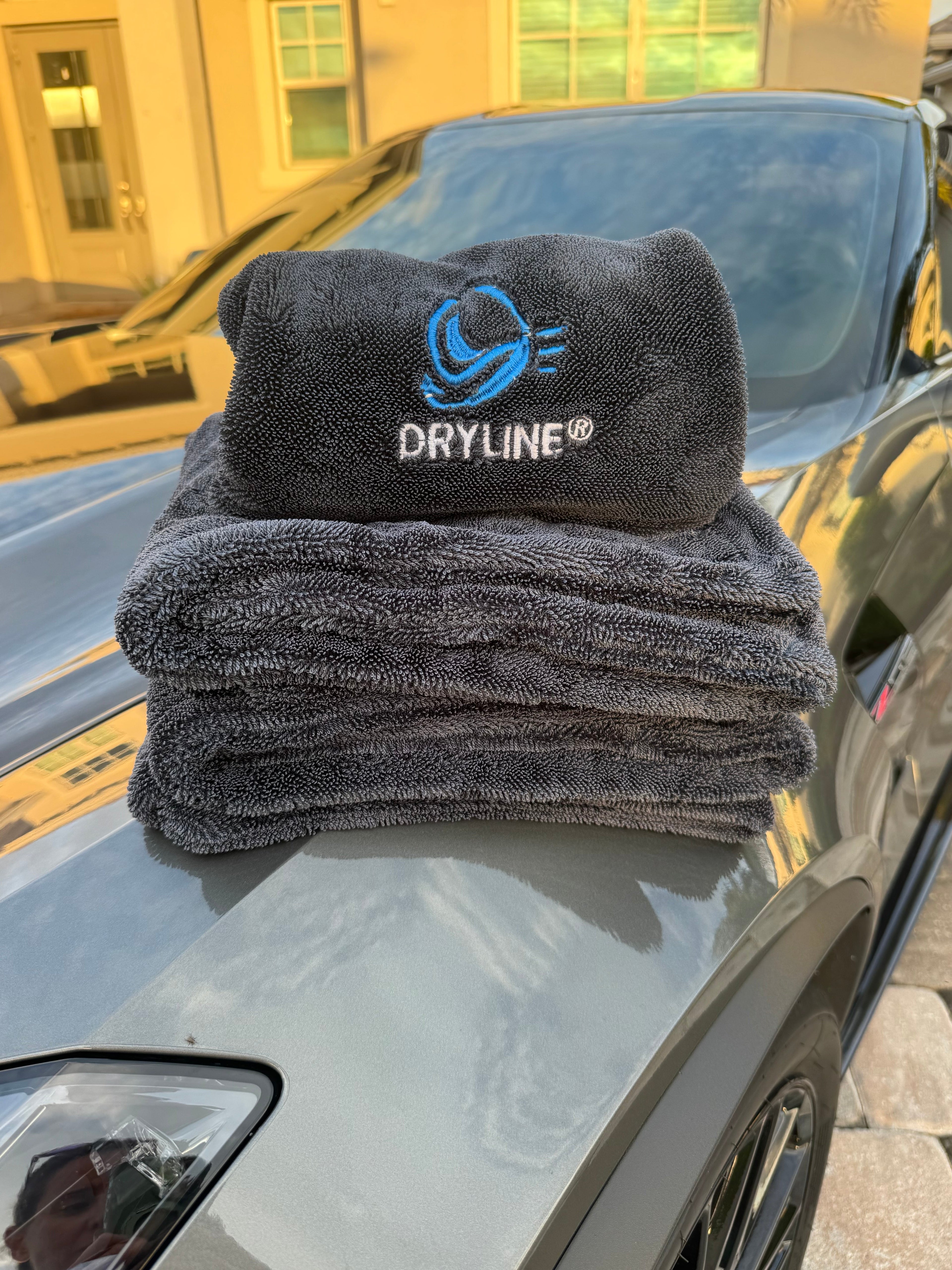 Performance Twisted-Loop Microfiber Drying Towel